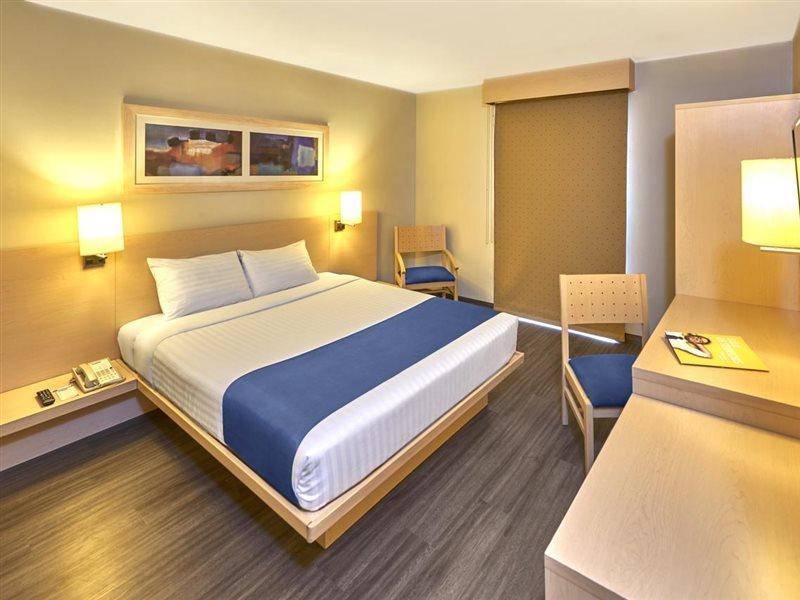 City Express By Marriott San Luis Potosi Zona Universitaria Экстерьер фото