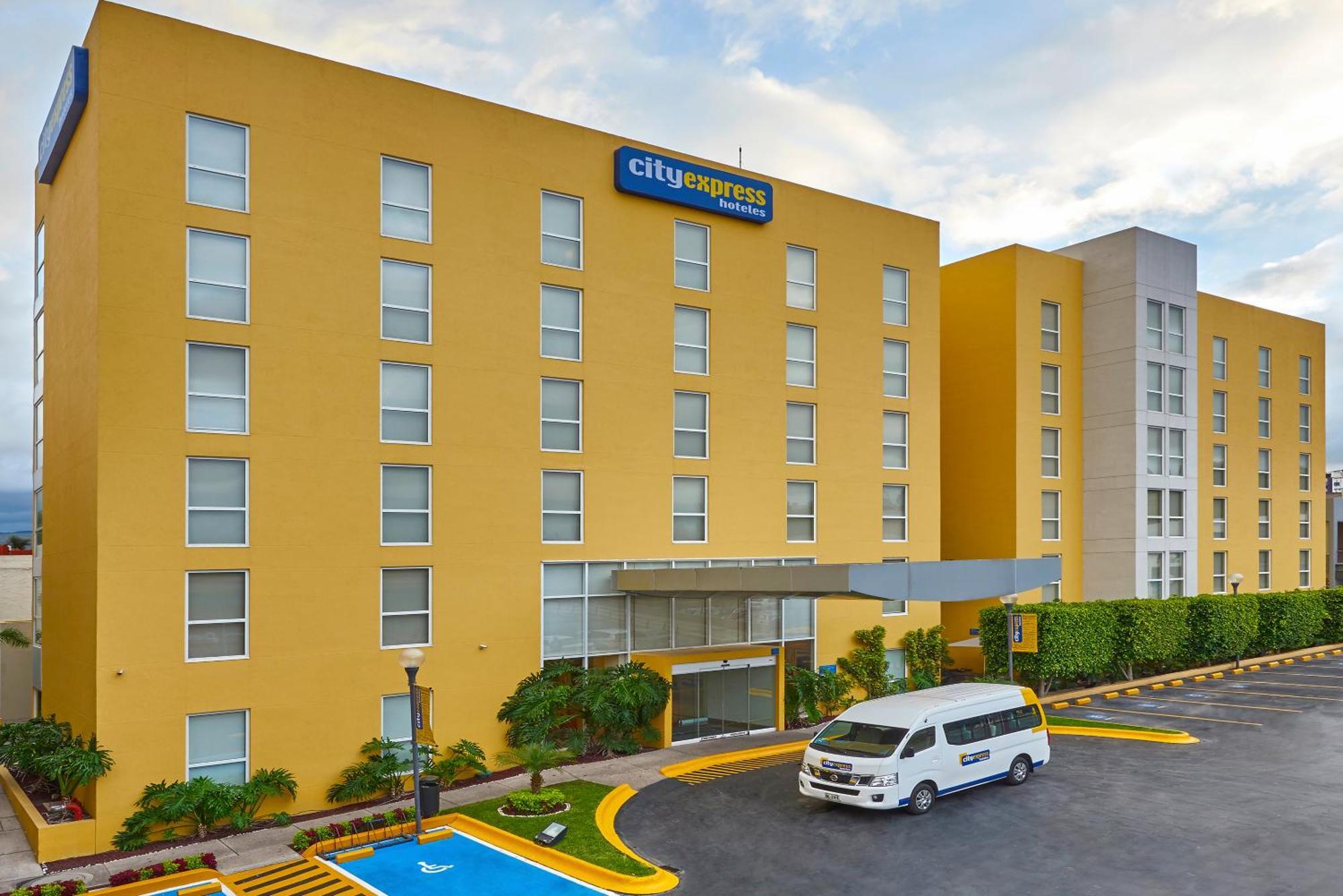 City Express By Marriott San Luis Potosi Zona Universitaria Экстерьер фото